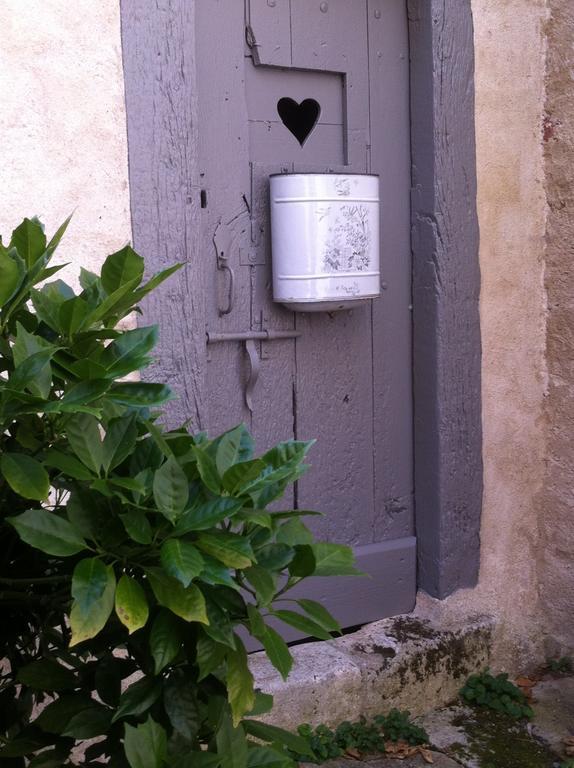 Domaine De La Crapaudine Hotel Rosnay  Exterior photo